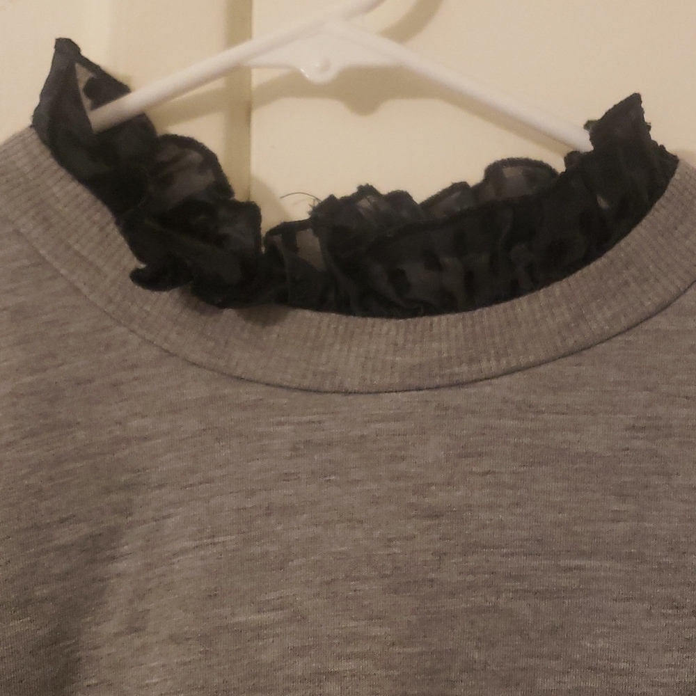 Chelsea28 Gray Ruffle Sleeve Blouse Mock Neck Lace Trim Feminine Chic - Picture 3 of 8